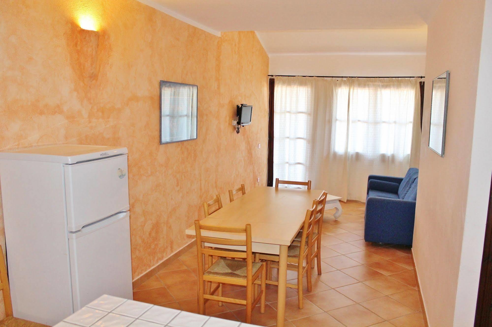 بالاو Residence Blue Corner Porto Pollo المظهر الخارجي الصورة
